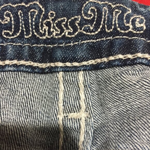 MISS ME EMBROIDERED RAW HEM JEANS SHORTS SIZE 30 - Picture 12 of 14